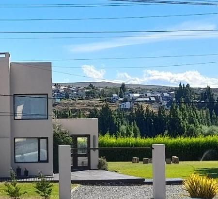 Casa Luminosa Con Parque Y Vista Espectacular Apartment El Calafate Exterior photo